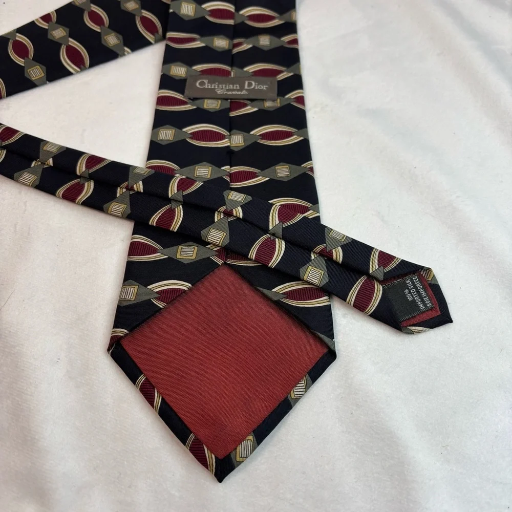 CHRISTIAN DIOR Vintage Stunning Silk Tie
